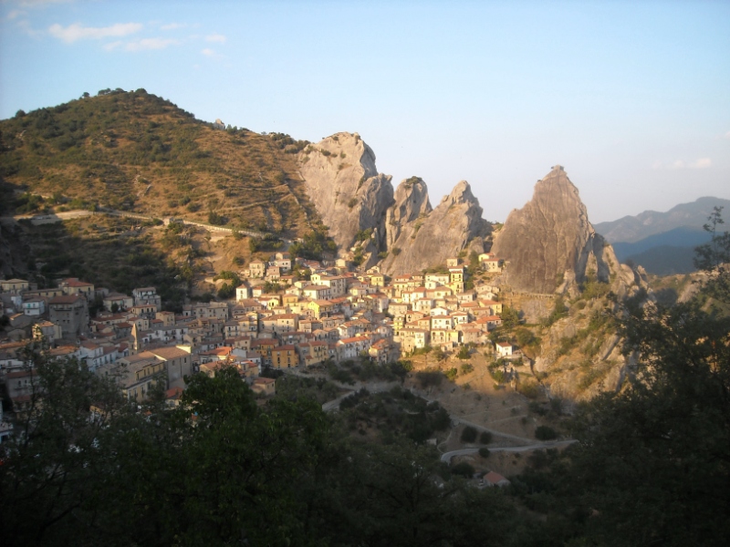 Le dolomiti Lucane e la val Camastra